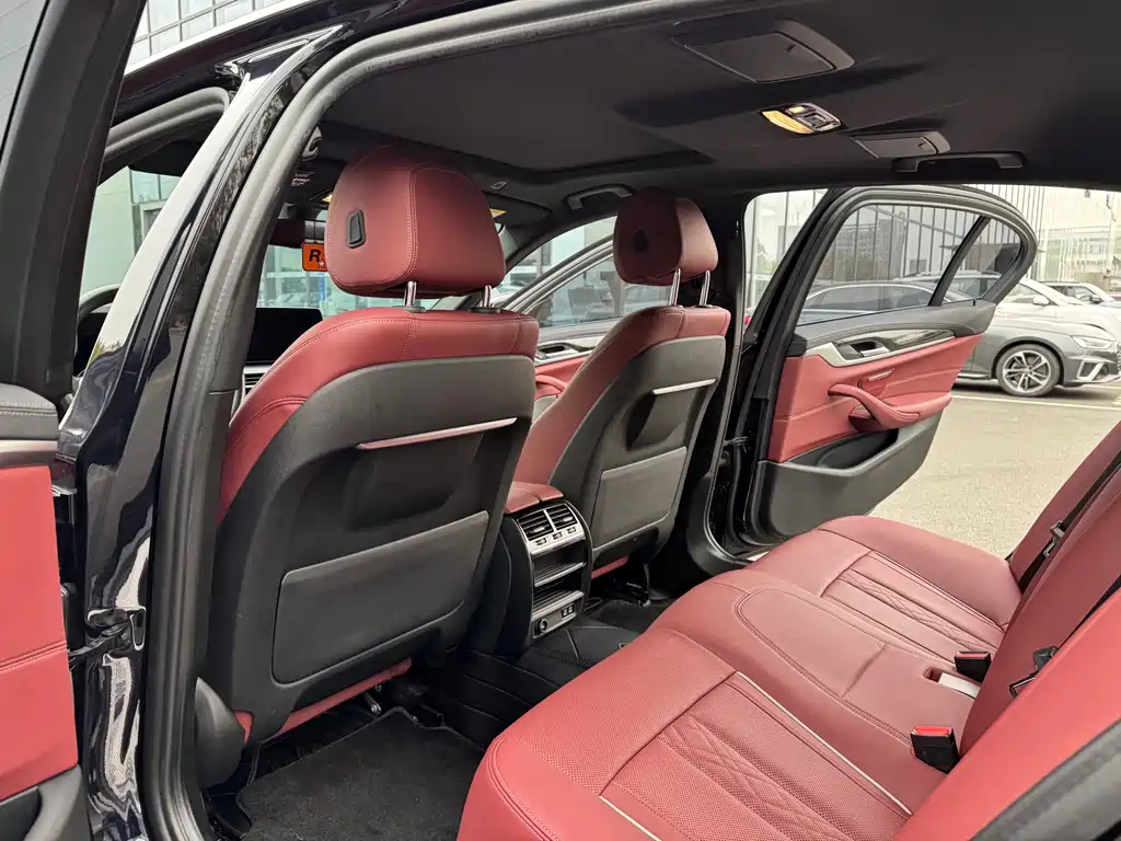 BMW 5 Series 2021 525Li M Sports Package купить на сайте DeffCars
