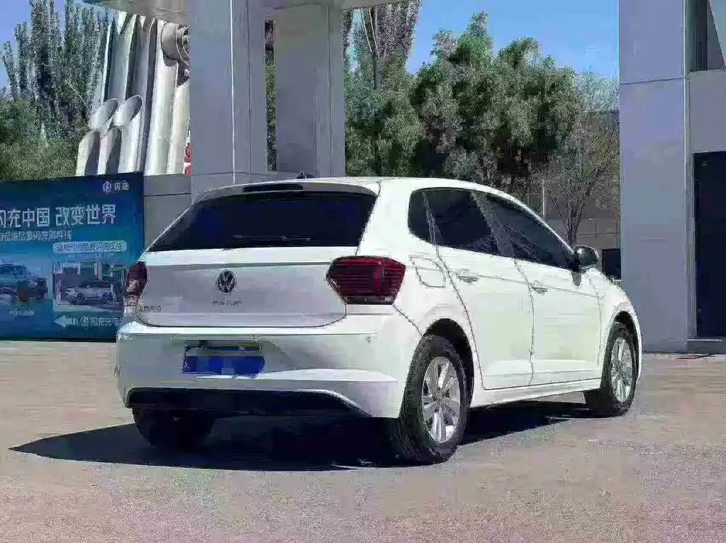 Polo 2021 Plus 1.5L Automatic Panoramic Enjoyment Edition купить на сайте DeffCars