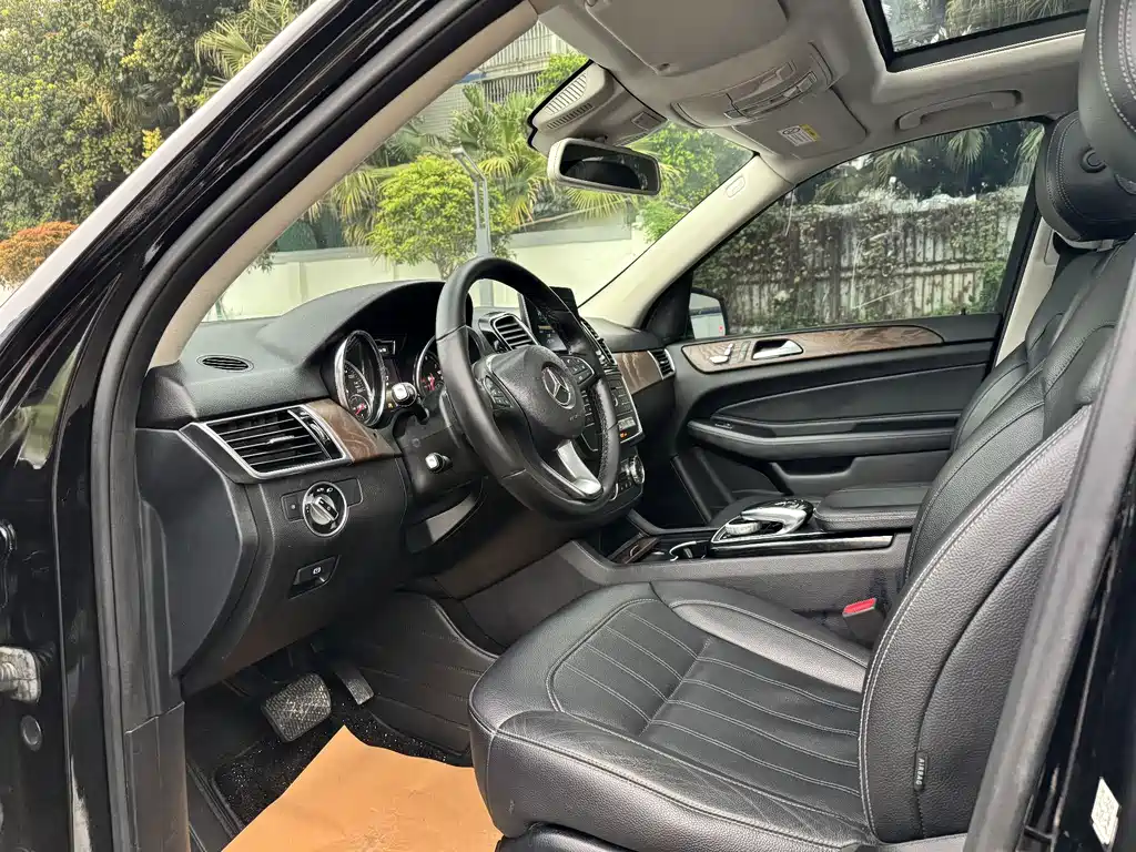 Mercedes-Benz GLE 2016 GLE 320 4MATIC luxury model купить на сайте DeffCars