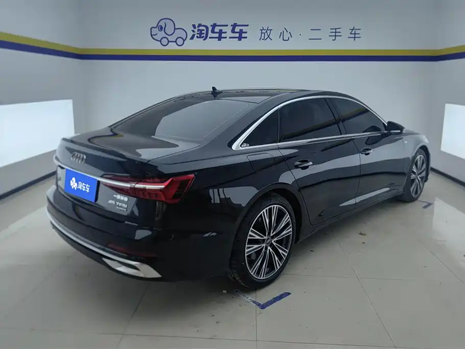 Audi A6L 2025 45 TFSI Premium Dynamic Model купить на сайте DeffCars