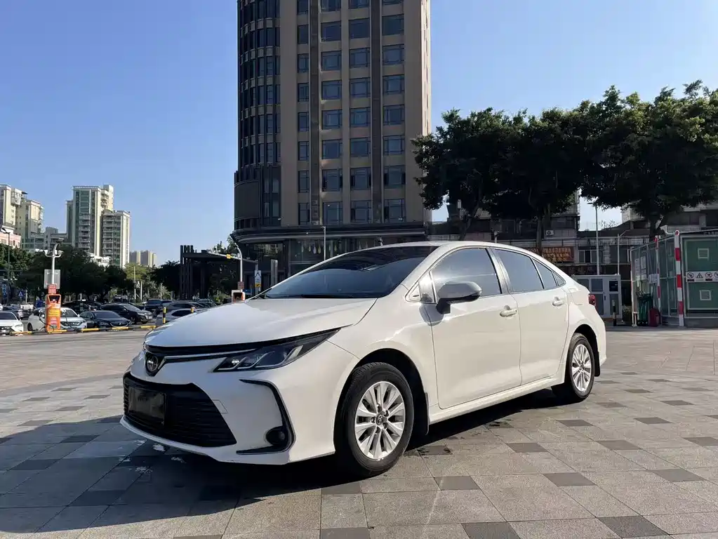 Corolla 2019 1.2T S-CVT GL Pioneer Edition купить на сайте DeffCars