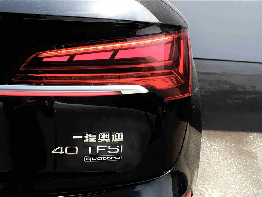 Audi Q5L 2022 facelift 40T luxury and dynamic model купить на сайте DeffCars