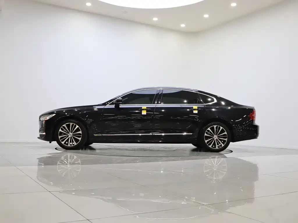 Volvo S90 2024 B5 Zhiyi Luxury Edition купить на сайте DeffCars