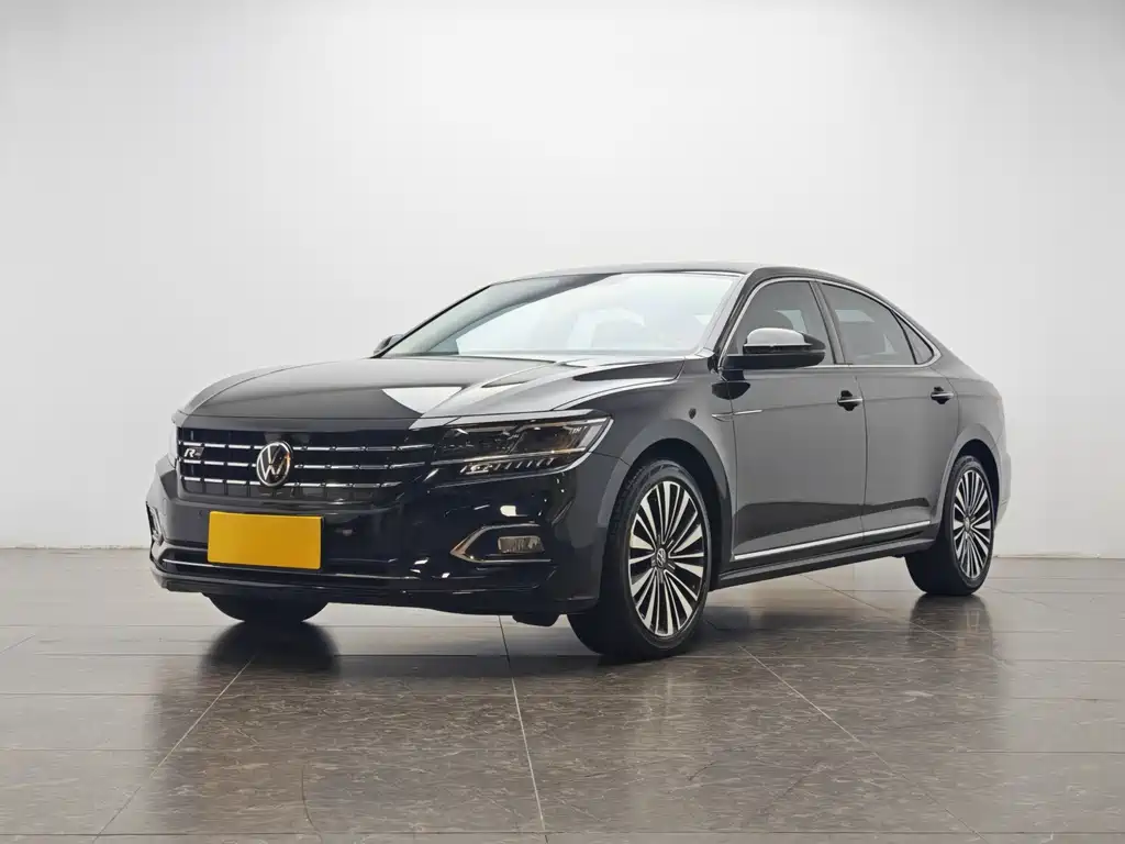 Passat 2020 330TSI Luxury Edition National V купить на сайте DeffCars
