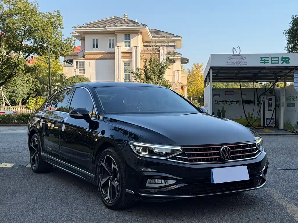Magotan 2021 330TSI DSG 30th Anniversary Edition купить на сайте DeffCars