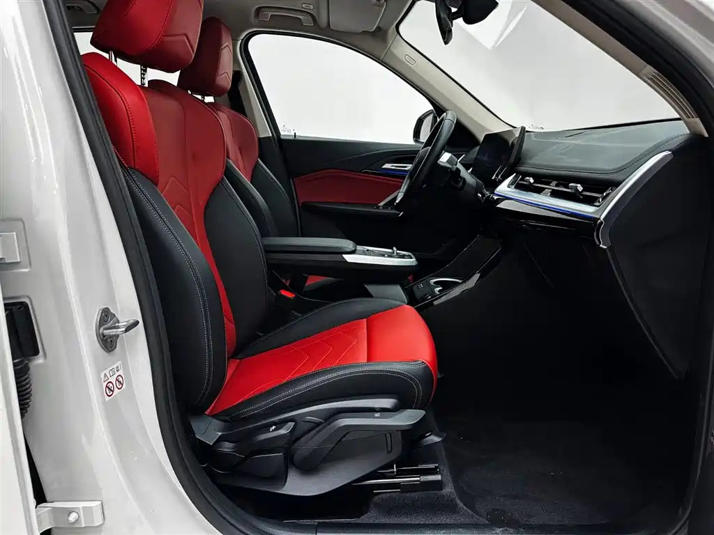 BMW X1 2023 sDrive20Li X Design Package купить на сайте DeffCars