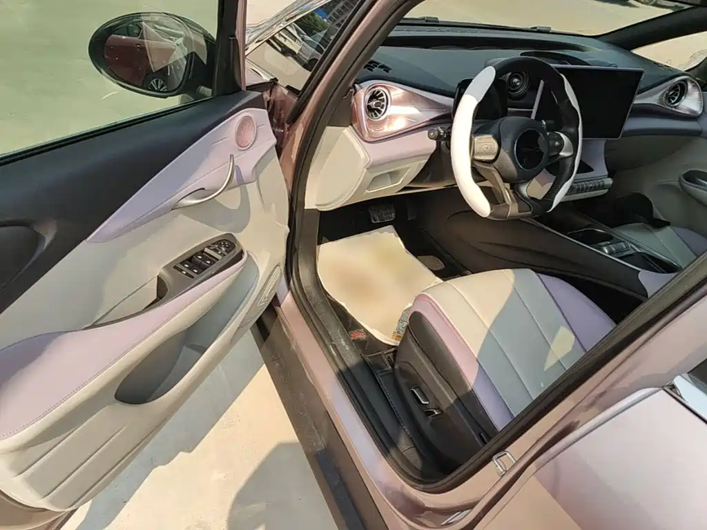 Dolphin 2021 401km Rider Edition купить на сайте DeffCars