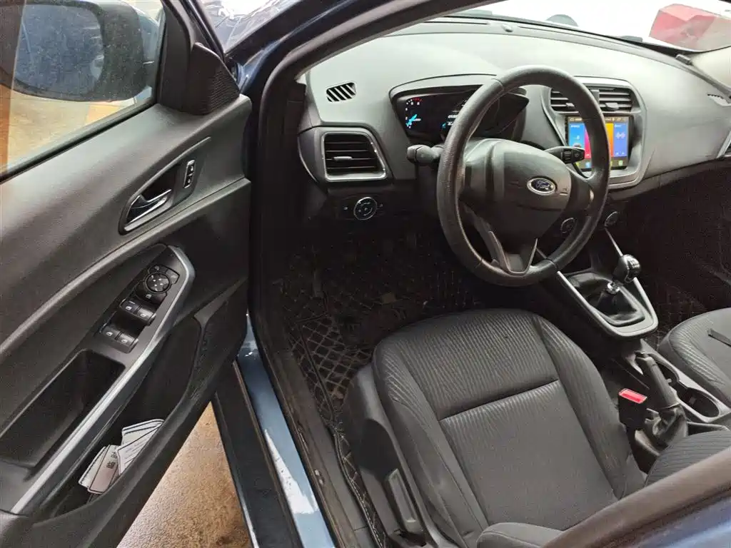 Escort 2019 facelift 1.5L manual quality model (tire pressure monitoring) National VI купить на сайте DeffCars