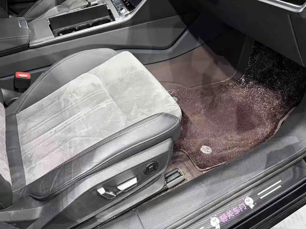 Audi A6L 2023 40 TFSI luxury and dynamic model купить на сайте DeffCars