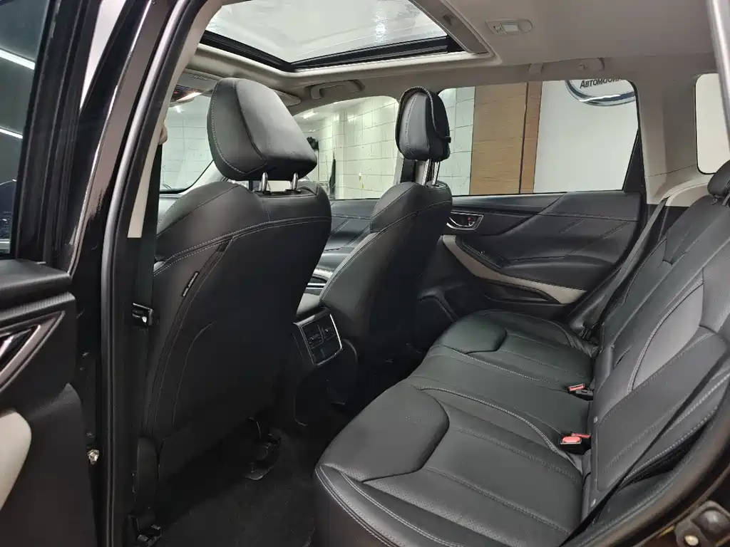 Forester 2022 2.0i AWD Deluxe Edition EyeSight купить на сайте DeffCars