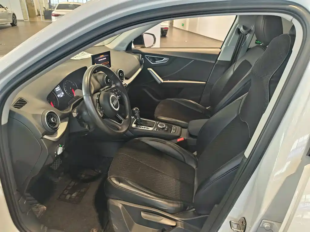 Audi Q2L 2021 35 TFSI aggressive and dynamic model купить на сайте DeffCars