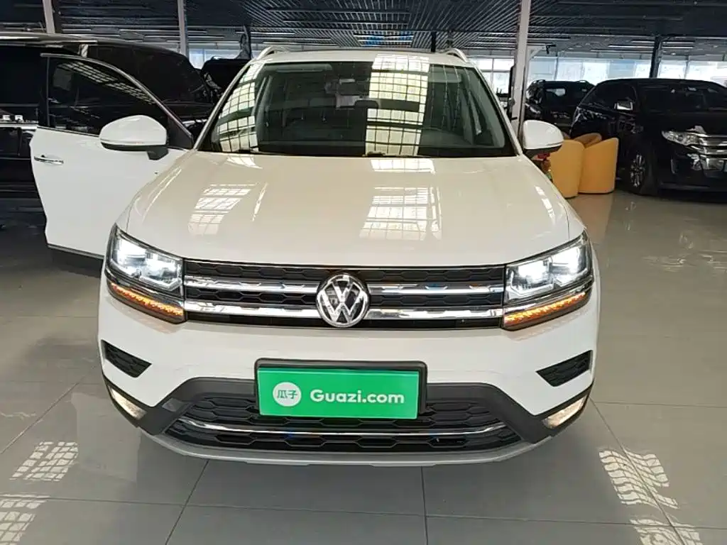 Tharu 2019 330TSI 4WD Deluxe Edition China VI купить на сайте DeffCars