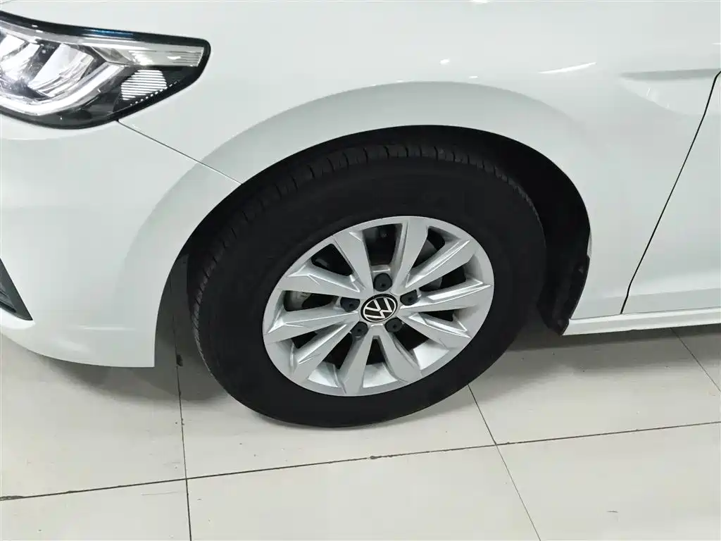 Bora 2021 1.5L Automatic Fashion Smart Connected Edition купить на сайте DeffCars