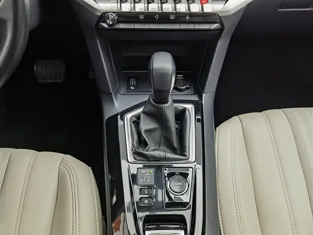 Peugeot 408 2022 1.6T Dream Edition купить на сайте DeffCars