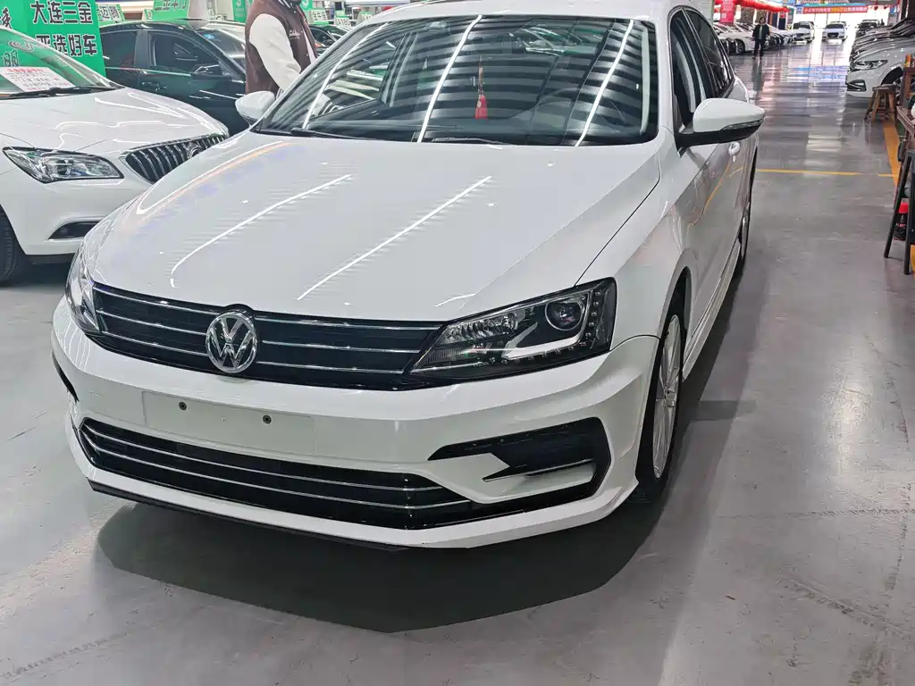 Sagitar 2018 280TSI DSG Dynamic Edition купить на сайте DeffCars
