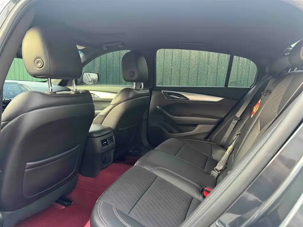 Cadillac CT5 2021 28T Fashion Model купить на сайте DeffCars