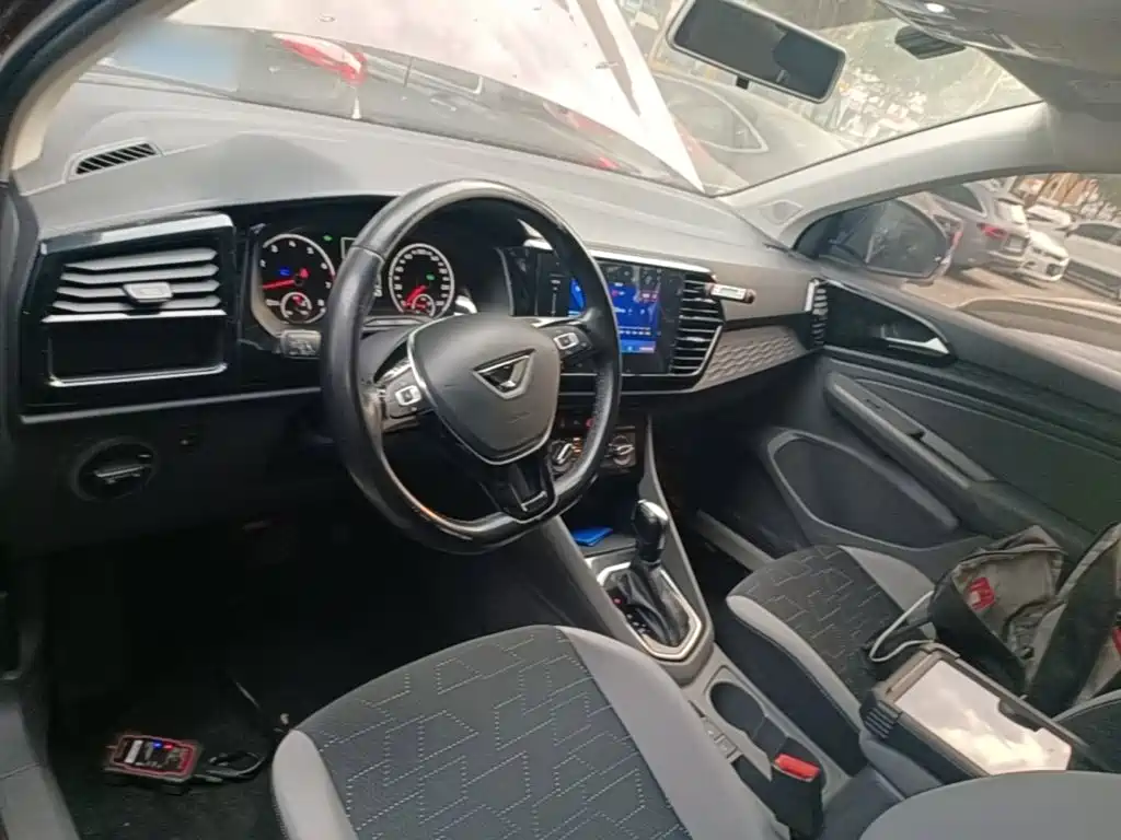 Jetta VS7 2020 1.4T automatic aggressive model купить на сайте DeffCars