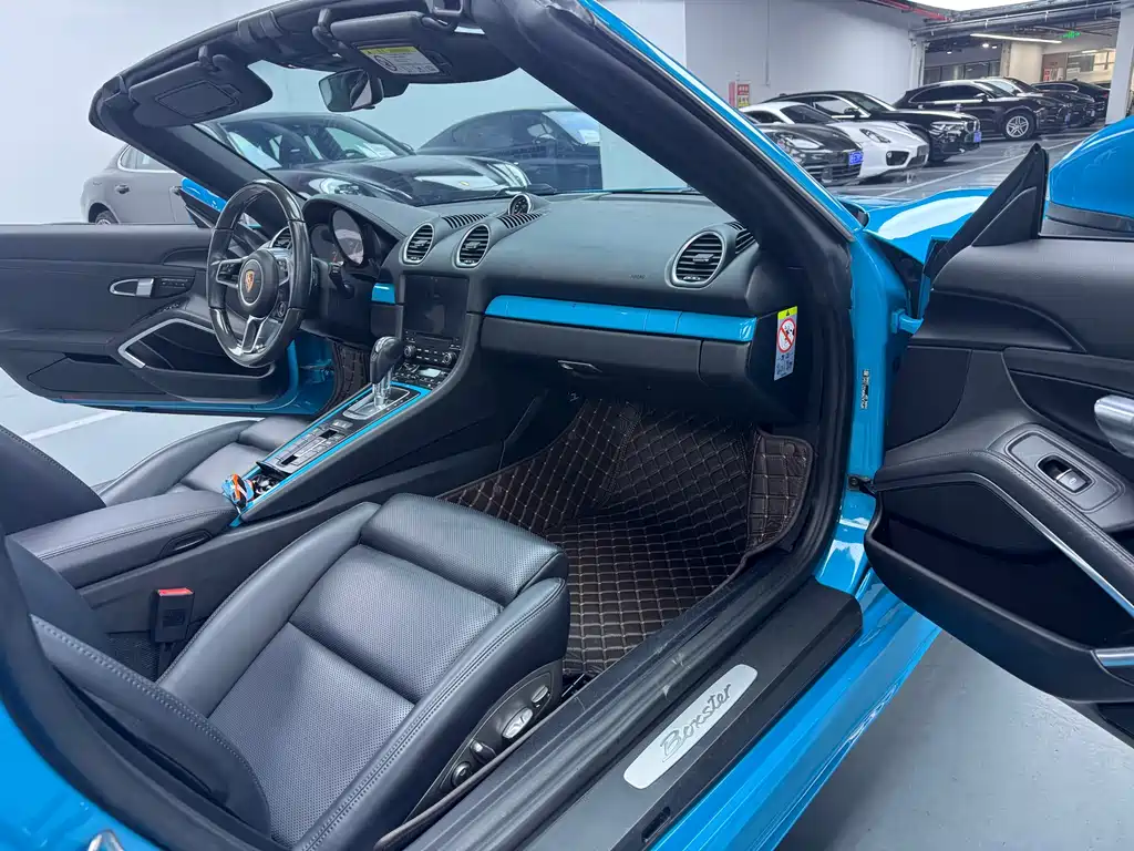 Porsche 718 2018 Boxster 2.0T купить на сайте DeffCars