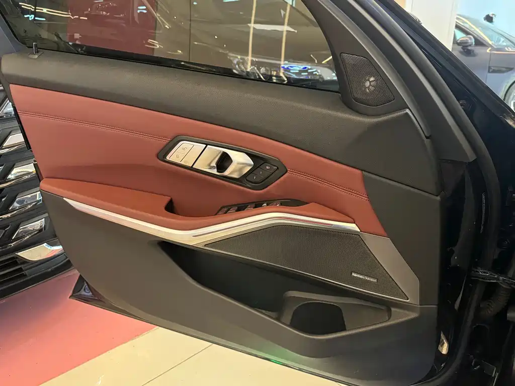 BMW 3 Series 2021 325Li M Sports Package купить на сайте DeffCars