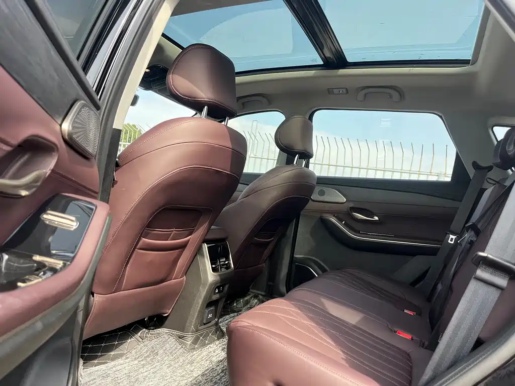 Jietu X90 PRO 2024 2.0T DCT Deluxe Edition 5 seats купить на сайте DeffCars