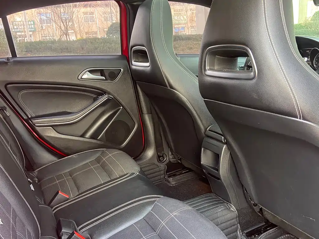 Mercedes-Benz A-Class (Imported) 2016 A 200 Fashion Model купить на сайте DeffCars