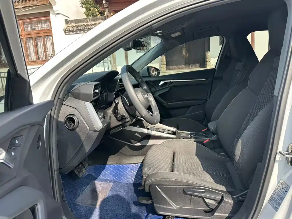 Audi A3 2022 Sportback 35 TFSI aggressive sports model купить на сайте DeffCars