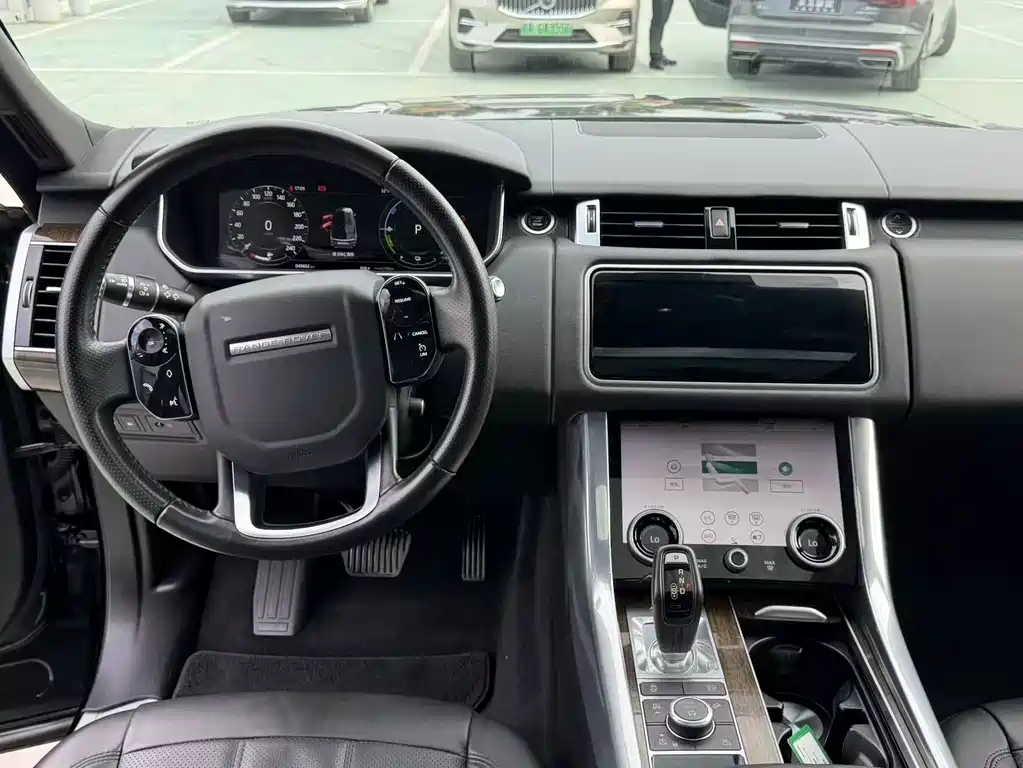 Range Rover Sport New Energy 2018 P400e купить на сайте DeffCars