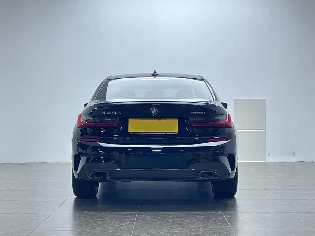 BMW 3 Series 2022 325i M Sports Package купить на сайте DeffCars