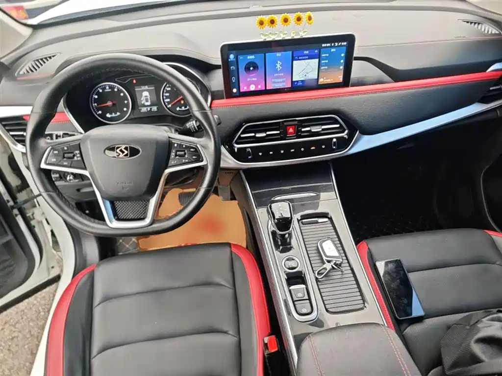 Sihao X8 2021 model 300T DCT luxury intelligent version 7 seats купить на сайте DeffCars