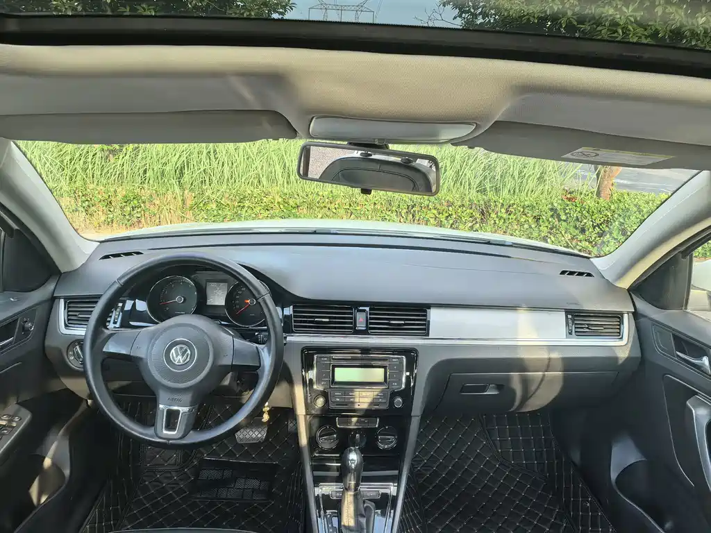 Bora 2014 1.6L automatic comfort type купить на сайте DeffCars
