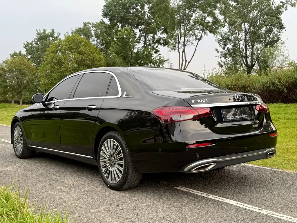 Mercedes-Benz E-Class 2021 E 300 L Luxury Model купить на сайте DeffCars