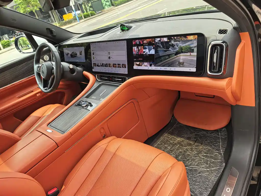 Wenjie M9 2024 extended range Max version 42kWh 6-seater version купить на сайте DeffCars