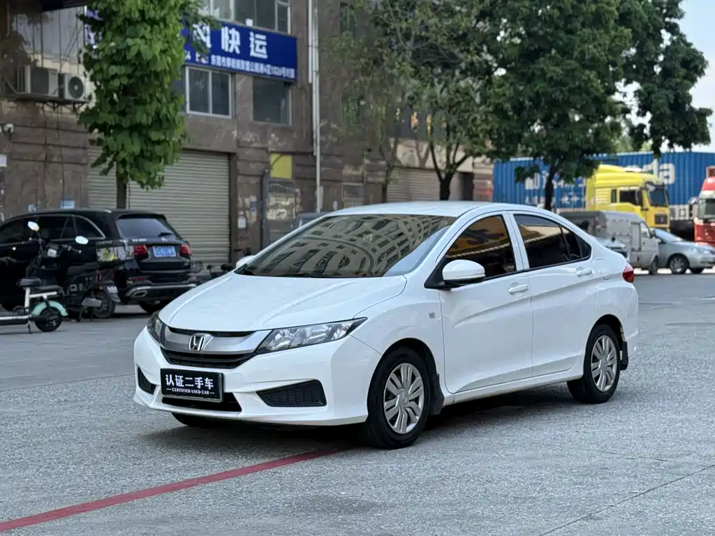 Fengfan 2017 1.5L CVT Comfort Edition купить на сайте DeffCars