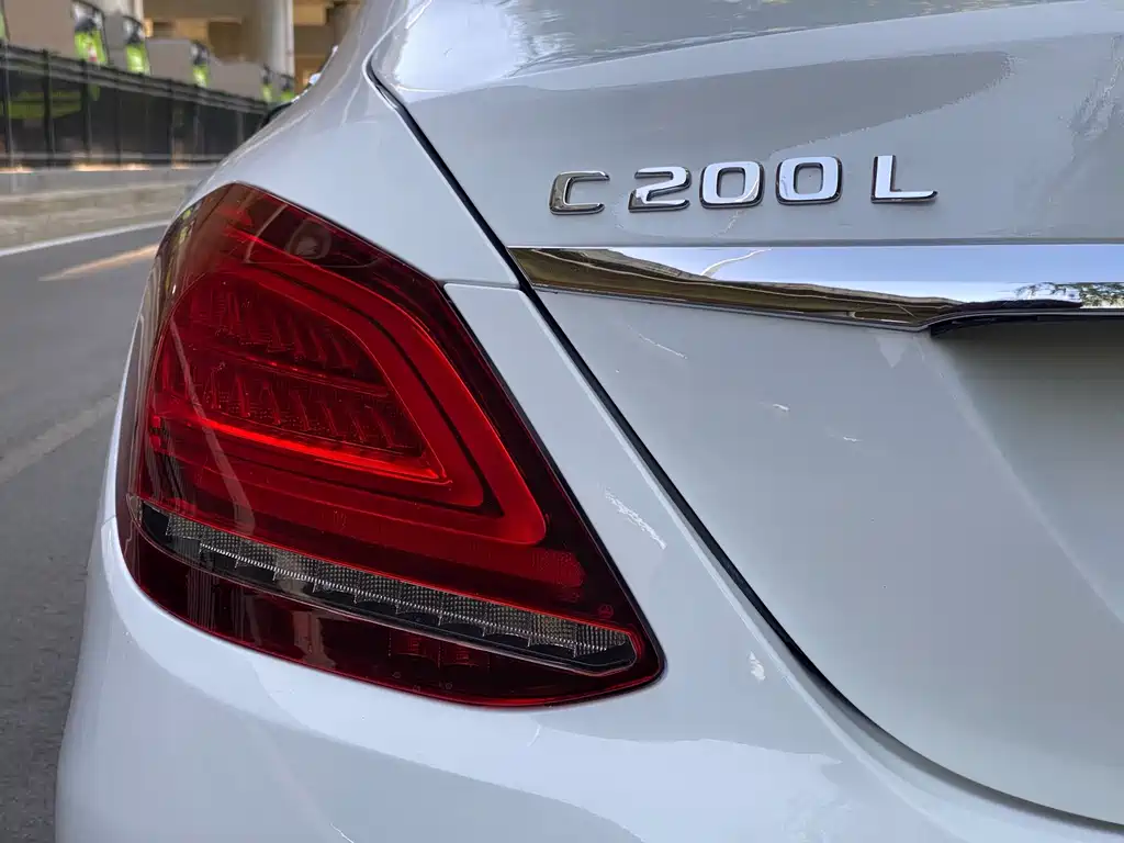 Mercedes-Benz C-Class 2021 C 200 L Fashionable Sports Edition купить на сайте DeffCars