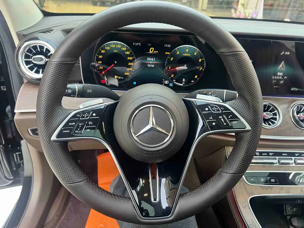 Mercedes-Benz E-Class 2023 E 300 L Luxury Model купить на сайте DeffCars