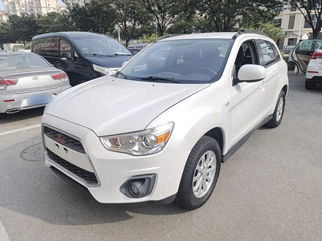 ASX 2013 2.0L manual two-wheel drive comfort version купить на сайте DeffCars