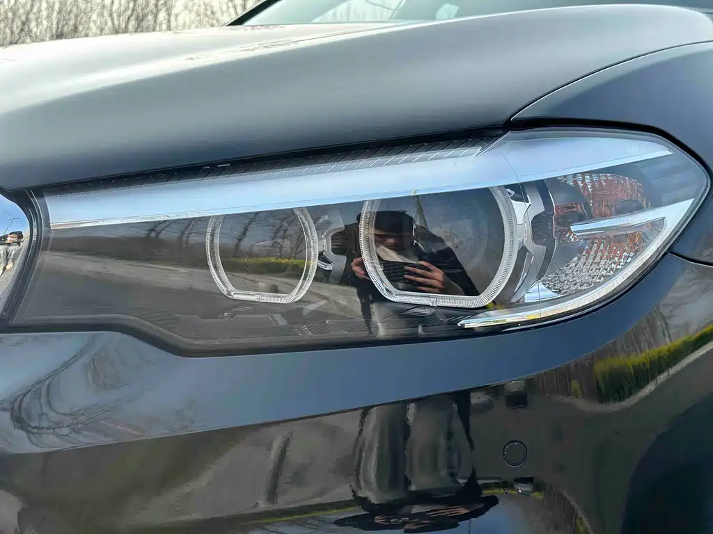 BMW 5 Series 2019 530Li Leading M Sports Package купить на сайте DeffCars