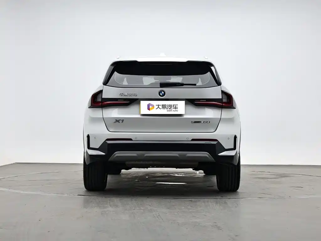 BMW X1 2023 sDrive20Li X Design Package купить на сайте DeffCars