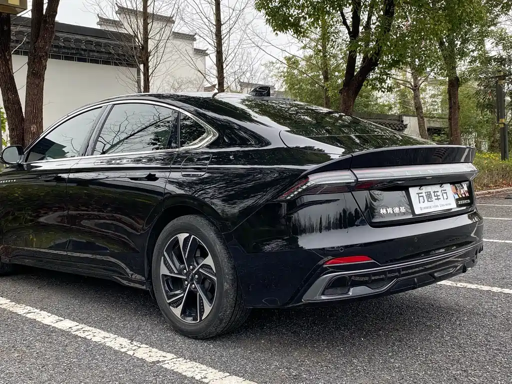 Lincoln Z 2022 iCool Premium Edition купить на сайте DeffCars