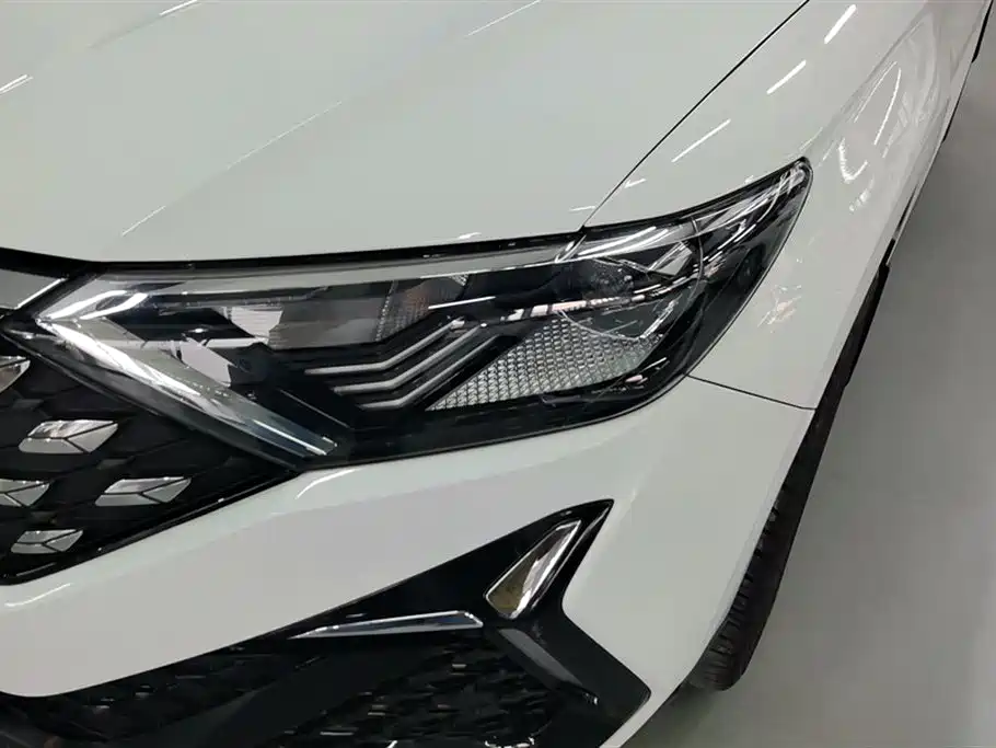 Jetta VS5 2023 280TSI automatic aggressive model купить на сайте DeffCars