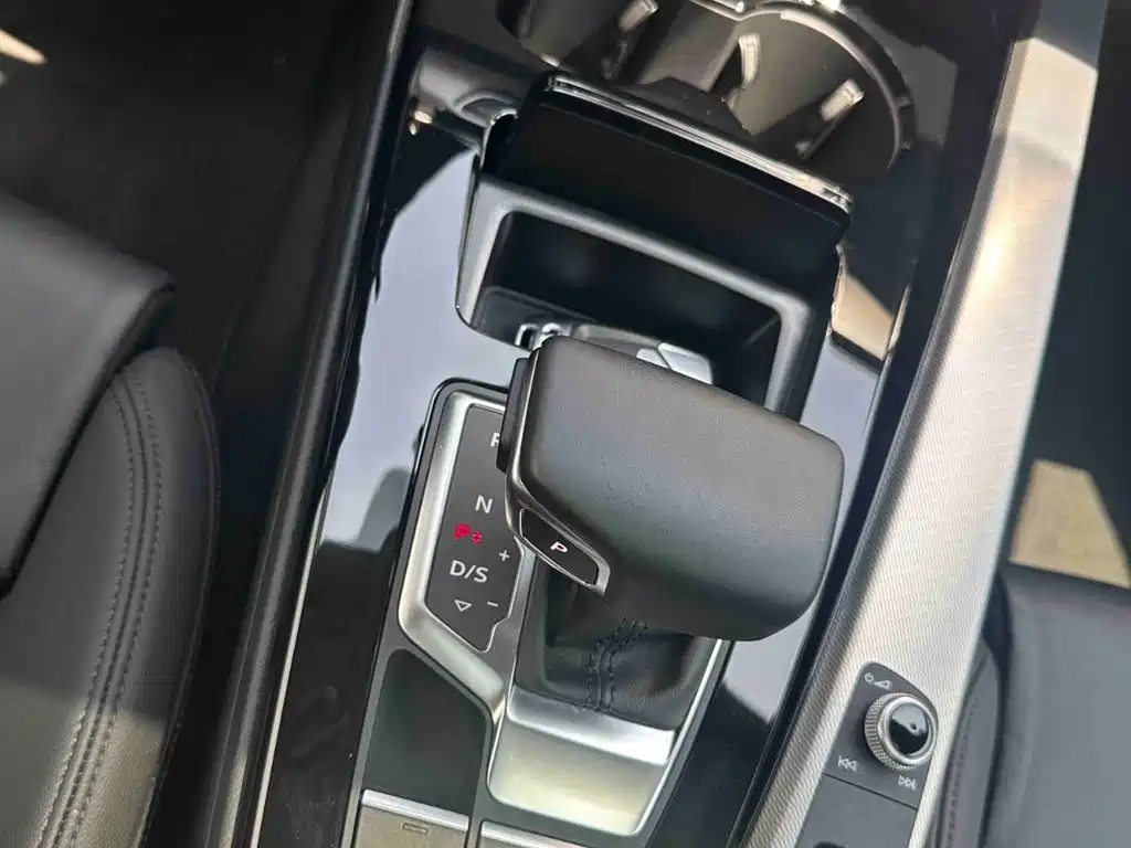 Audi A5 imported 2024 Sportback 40 TFSI fashionable and dynamic купить на сайте DeffCars