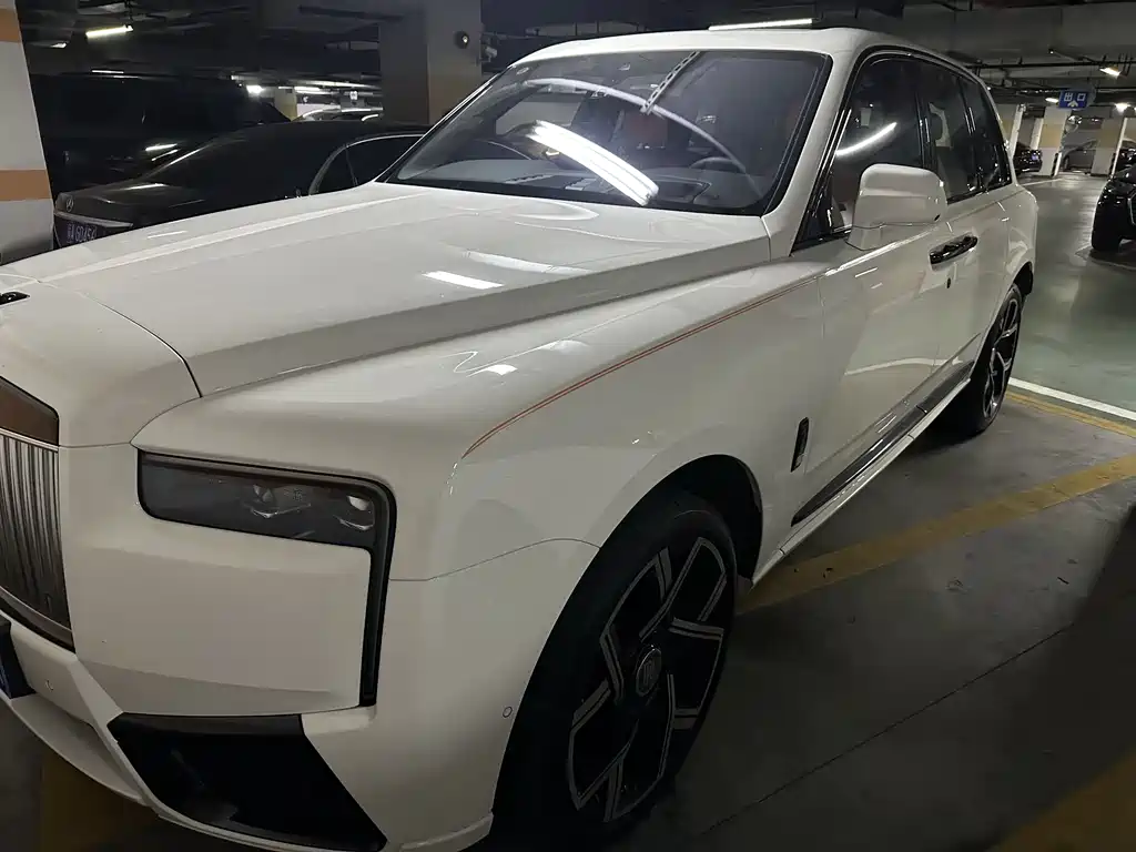 Cullinan 2024 Black Badge купить на сайте DeffCars