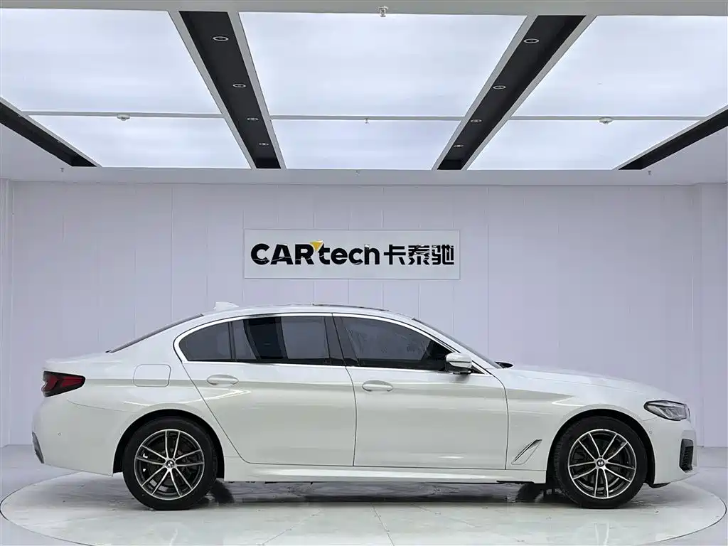 BMW 5 Series 2022 facelift 525Li M Sports Package купить на сайте DeffCars