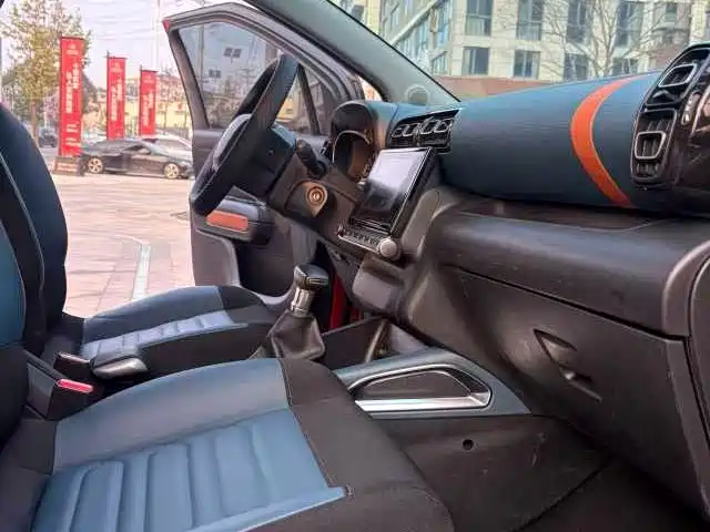 Yunyi C4 AIRCROSS 2019 230THP DCT Origins Centenary Edition купить на сайте DeffCars