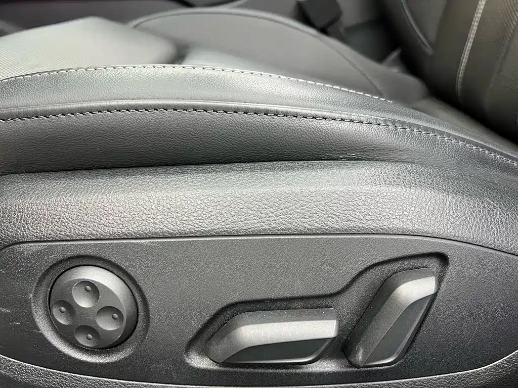 Audi A4L 2023 40 TFSI Bangu0026Olufsen Starry Night Edition купить на сайте DeffCars