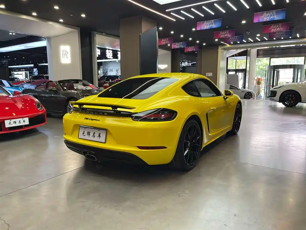 Porsche 718 2018 Cayman 2.0T купить на сайте DeffCars