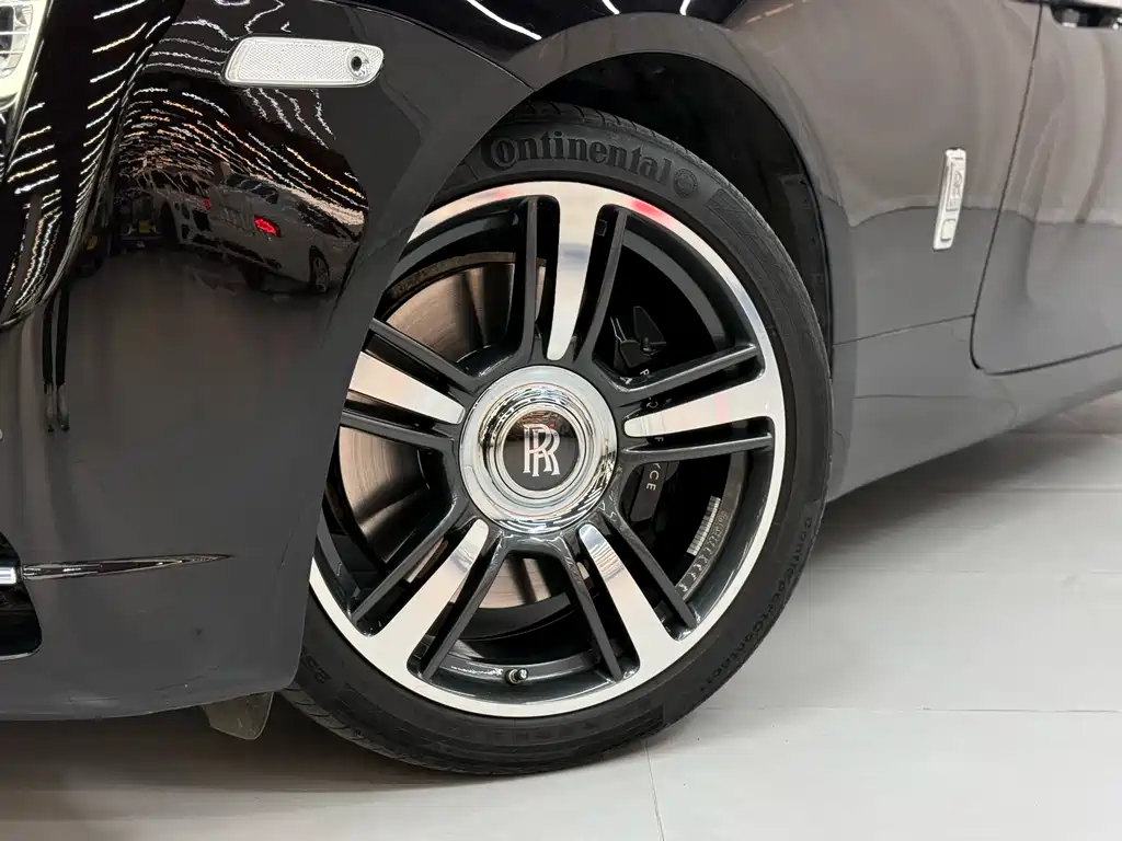 Phantom 2018 6.6T standard model купить на сайте DeffCars