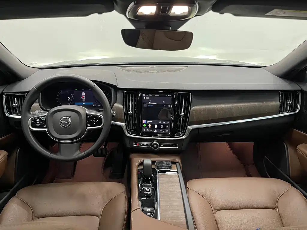 Volvo V90 2024 Cross Country B5 AWD Zhiyuan Edition купить на сайте DeffCars