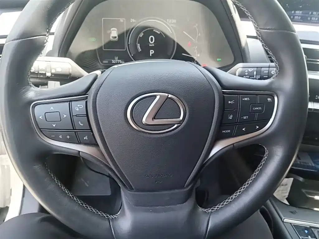 Lexus UX 2020 260h Discovery Edition купить на сайте DeffCars
