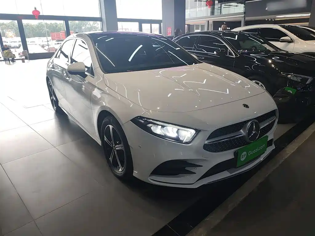 Mercedes-Benz A-Class 2022 Facelift Three A 200 L Sports Sedan Fashionable купить на сайте DeffCars